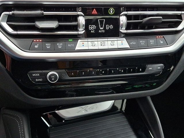 2023 BMW X4 xDrive30i