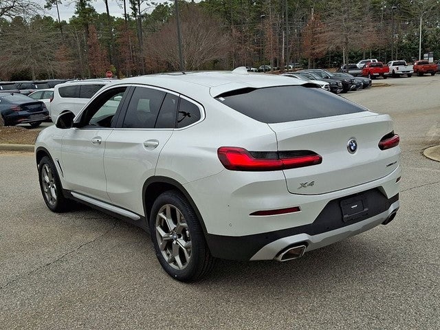 2023 BMW X4 xDrive30i