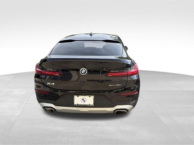 2023 BMW X4 xDrive30i