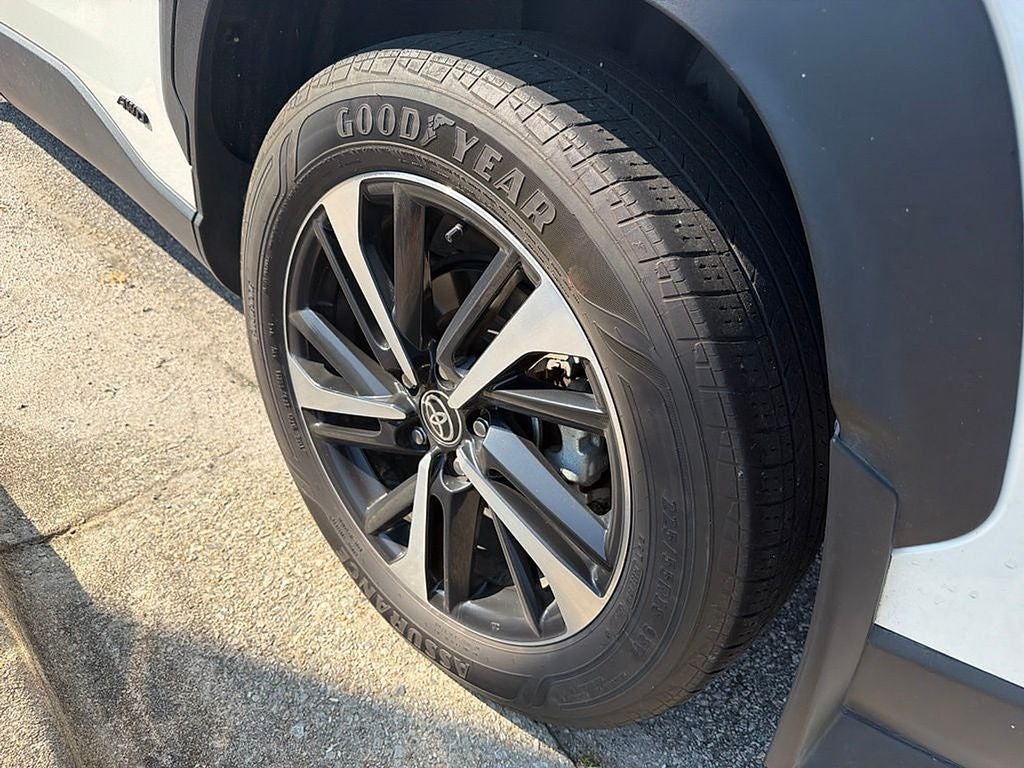 2023 Toyota Corolla Cross Base