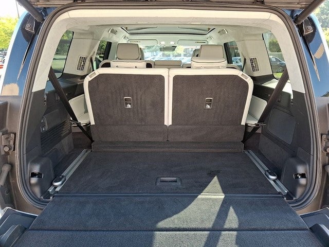 2023 Rivian R1S Adventure