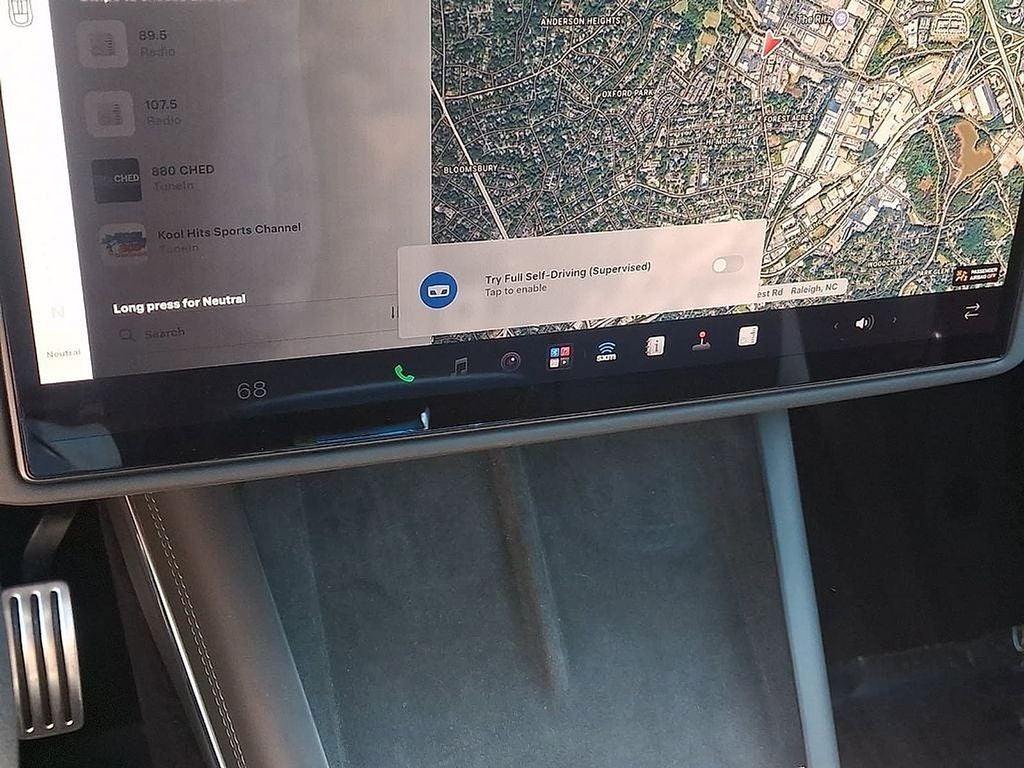 2022 Tesla Model X Base