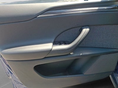 2022 Tesla Model X Base