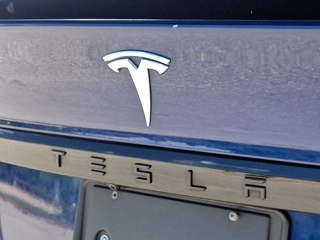 2022 Tesla Model X Base