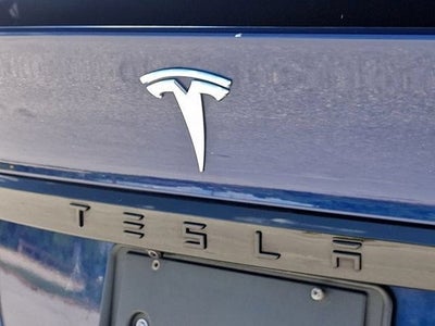 2022 Tesla Model X Base