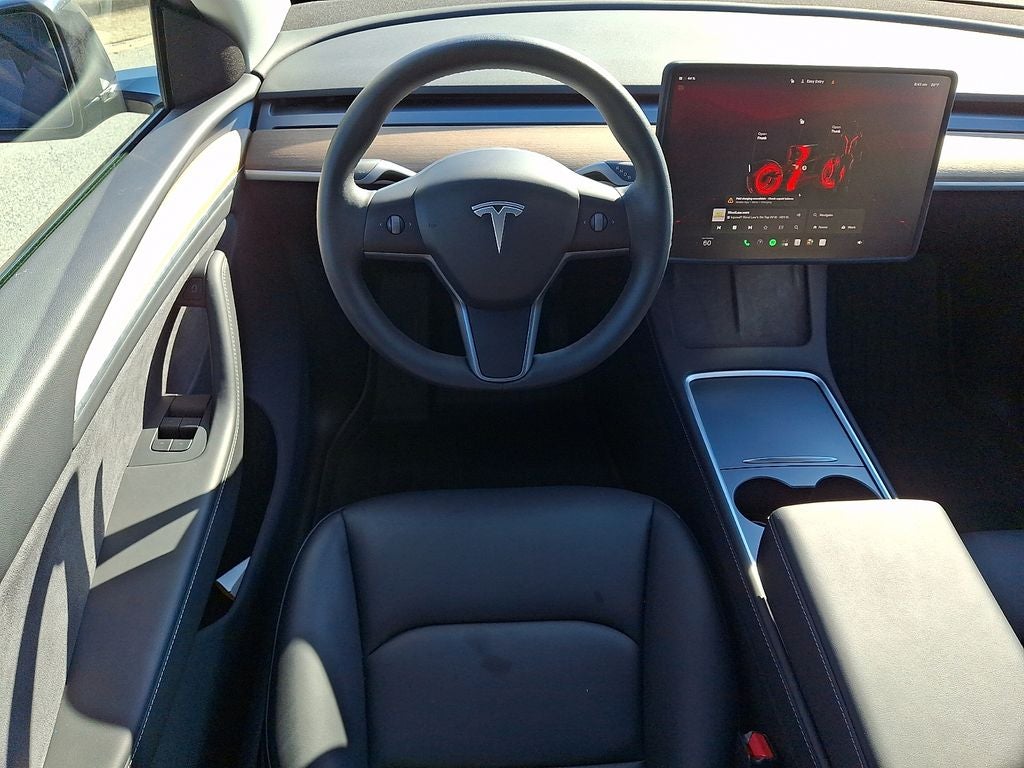 2025 Tesla Model Y Long Range