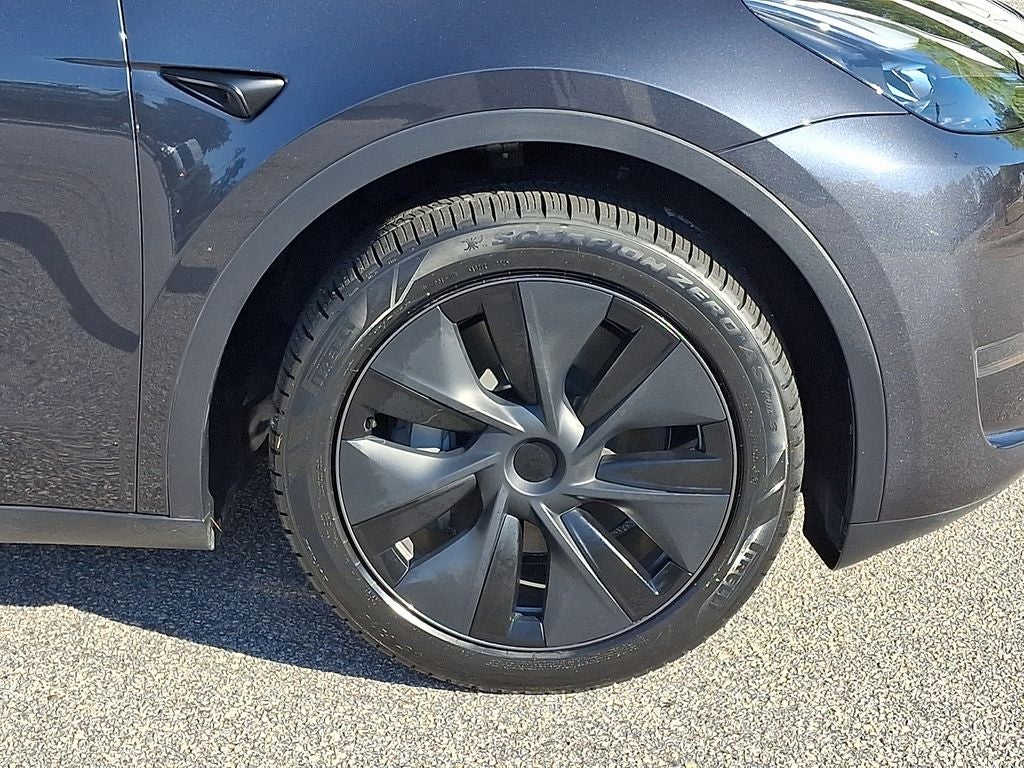 2025 Tesla Model Y Long Range