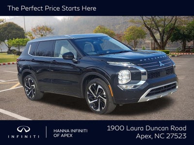 2024 Mitsubishi Outlander Base