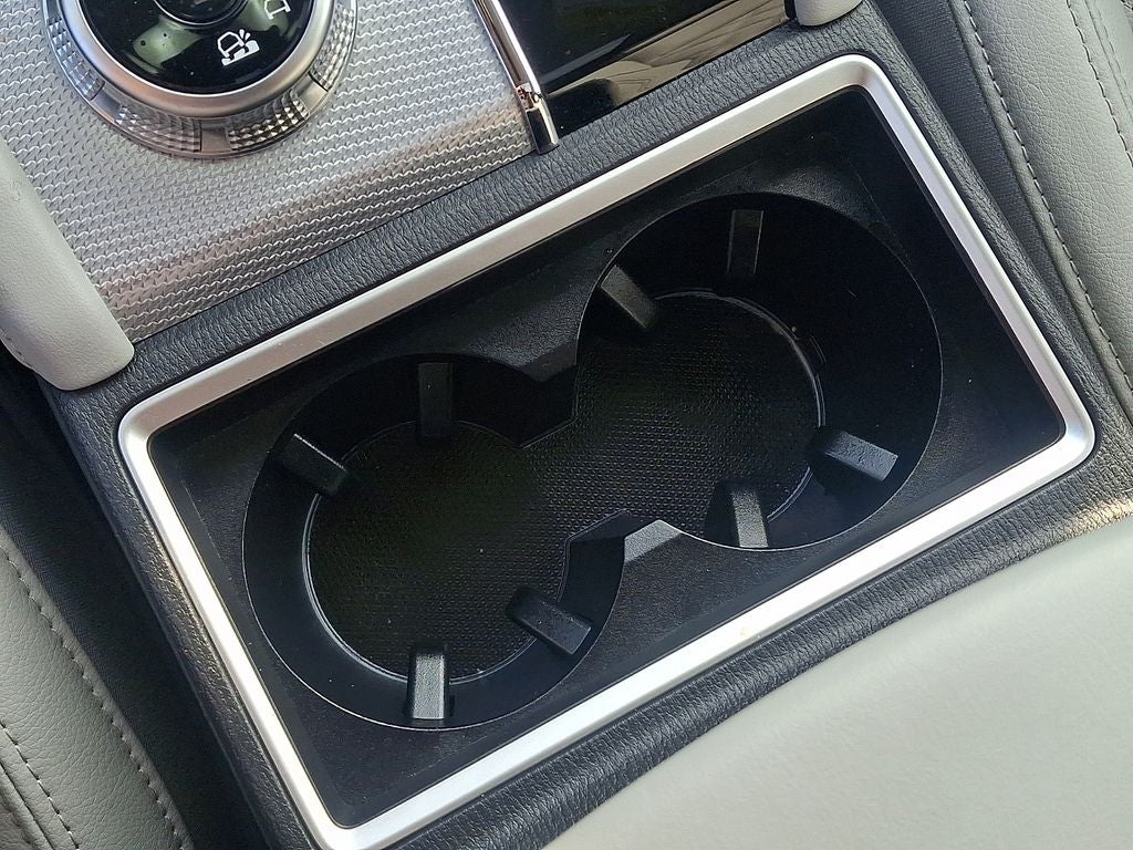 2024 Mitsubishi Outlander Base