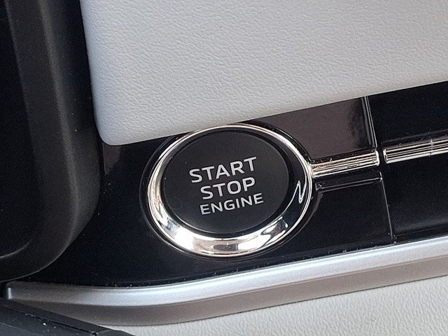 2024 Mitsubishi Outlander Base