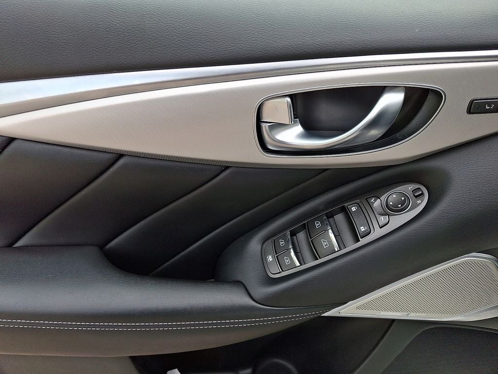 2023 INFINITI Q50 LUXE RWD