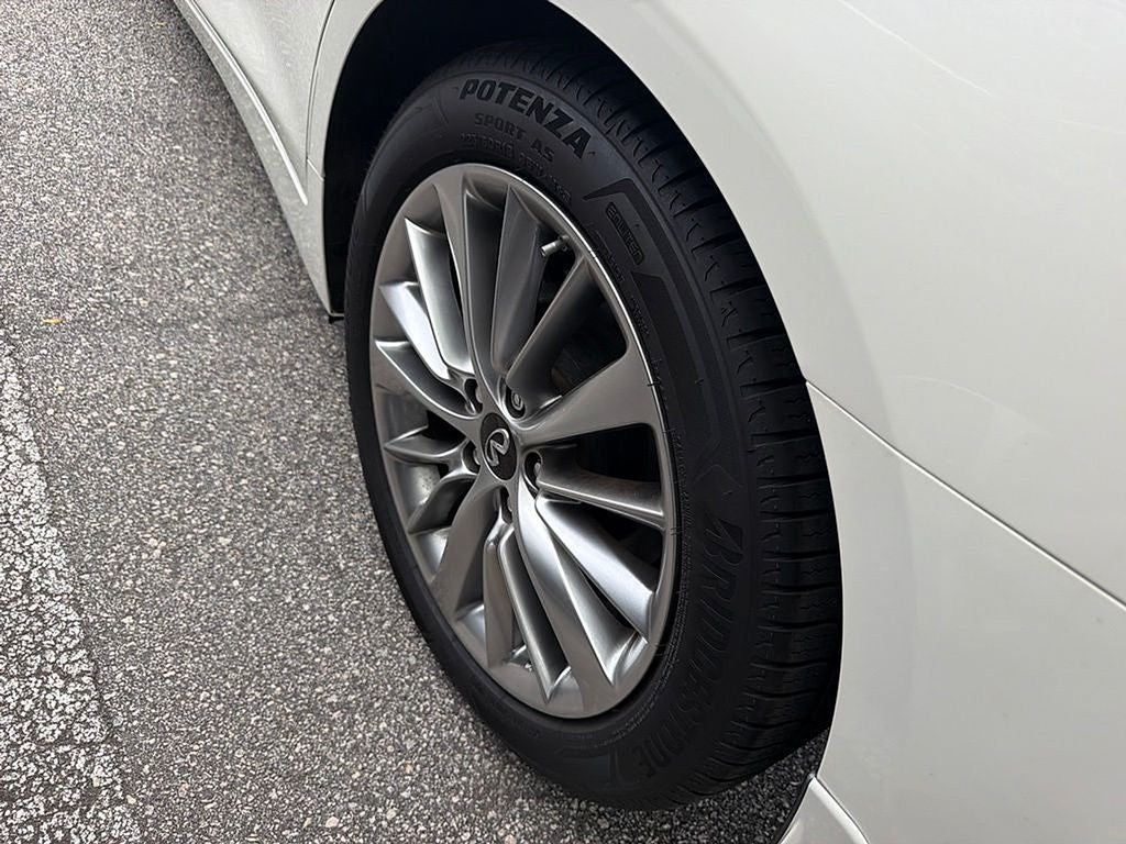 2023 INFINITI Q50 LUXE RWD