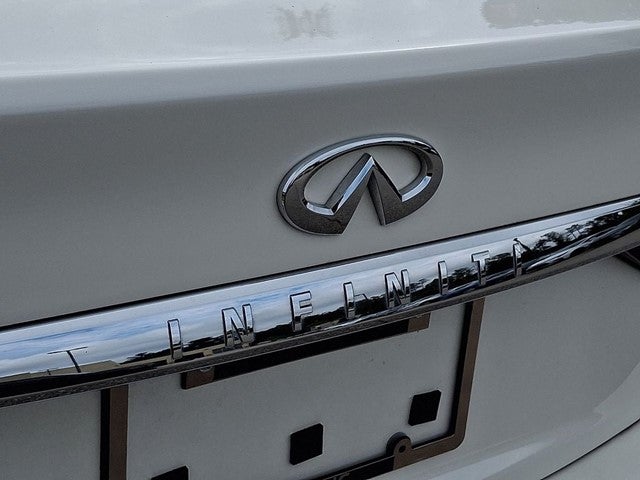 2023 INFINITI Q50 LUXE RWD