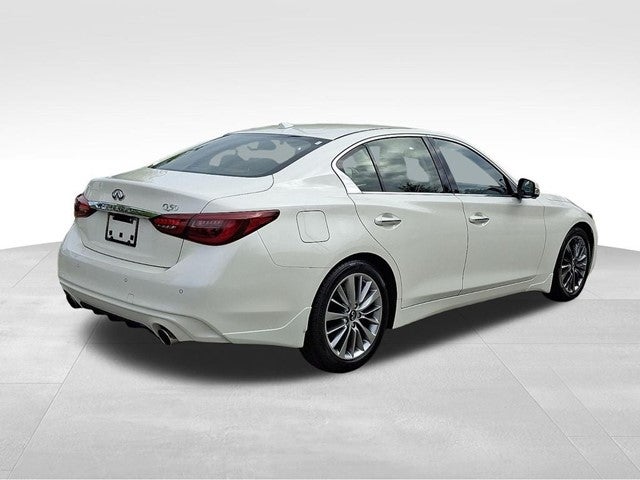 2023 INFINITI Q50 LUXE RWD