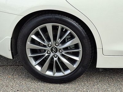 2023 INFINITI Q50 LUXE RWD