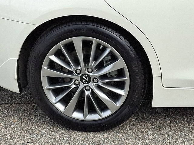2023 INFINITI Q50 LUXE RWD