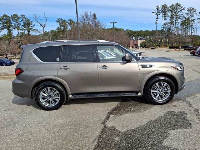 2019 INFINITI QX80 LUXE 4WD