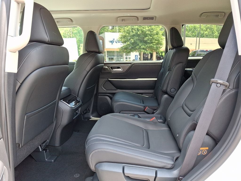 2027 INFINITI QX80 Pure 4WD