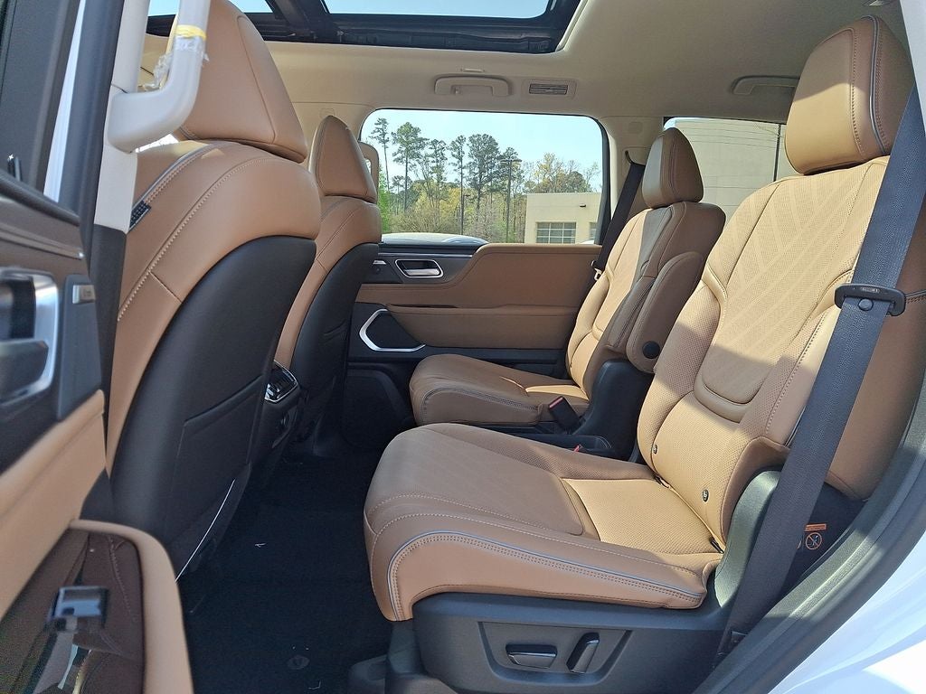 2026 INFINITI QX80 Luxe 4WD
