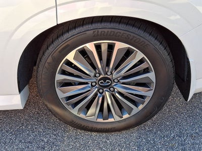 2026 INFINITI QX80 LUXE