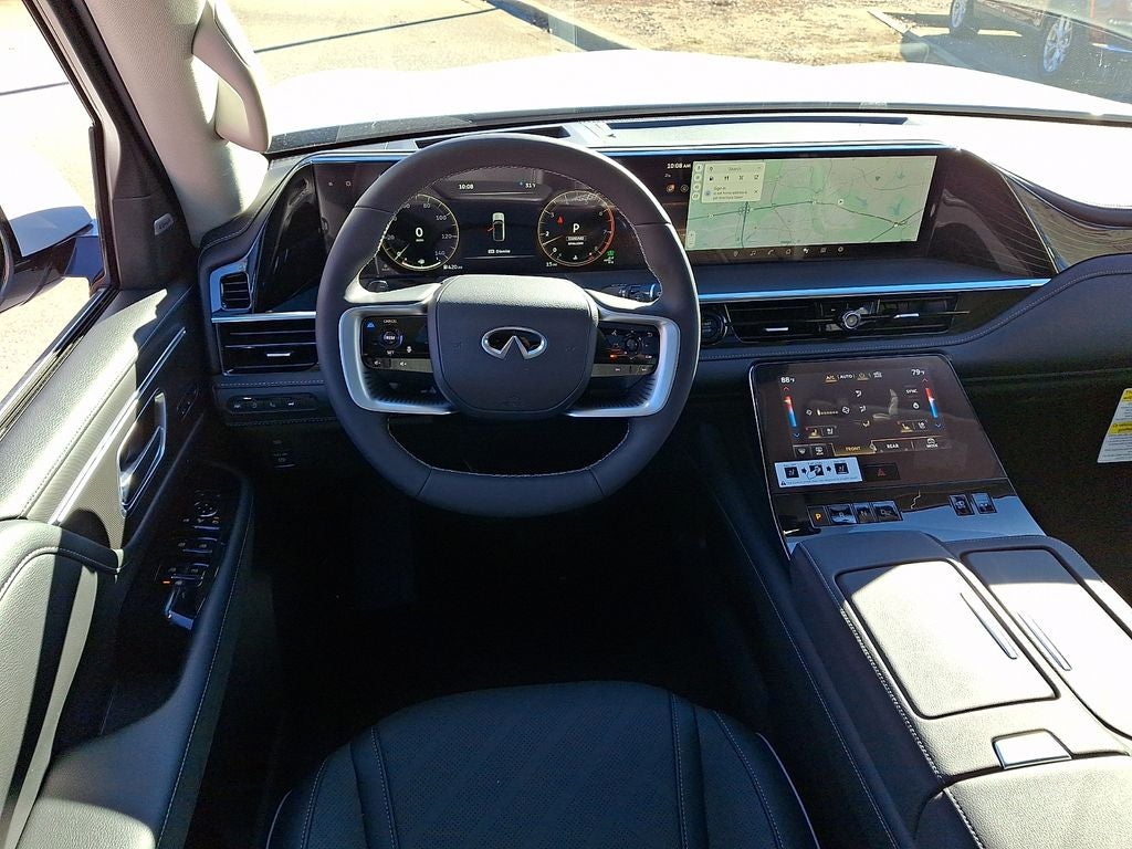 2026 INFINITI QX80 LUXE