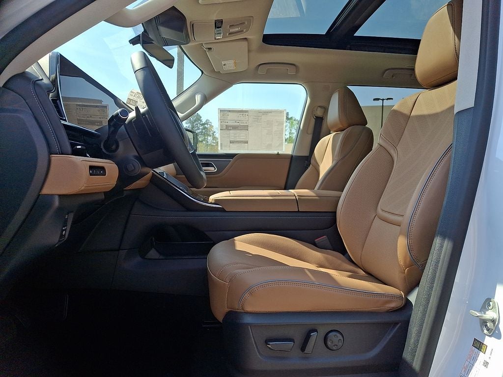 2026 INFINITI QX80 Luxe 4WD