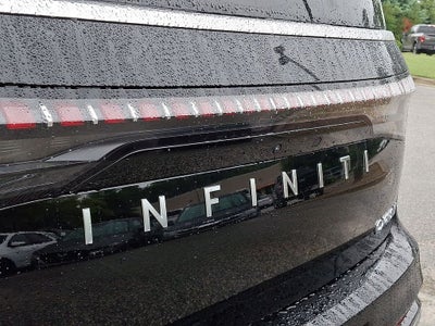 2027 INFINITI QX80 Luxe 4WD