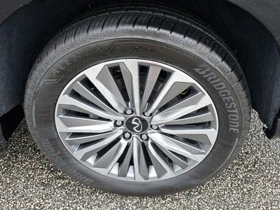 2027 INFINITI QX80 Luxe 4WD