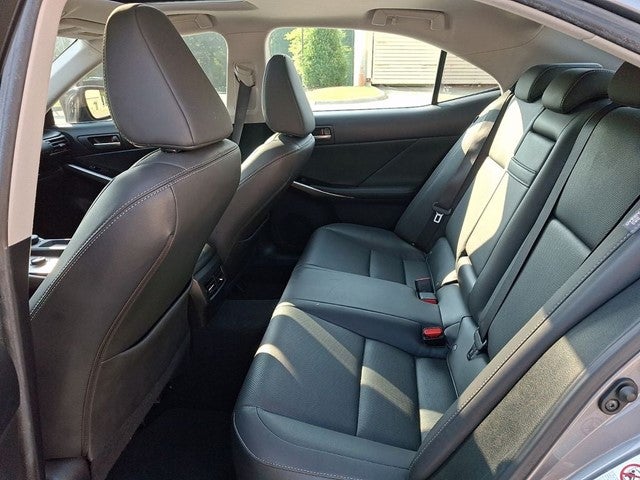 2018 Lexus IS 300