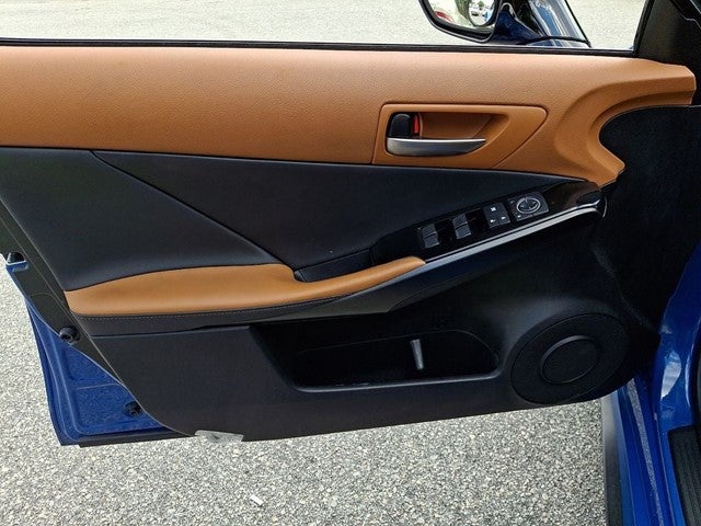 2023 Lexus IS 300