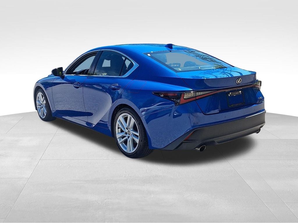 2023 Lexus IS 300