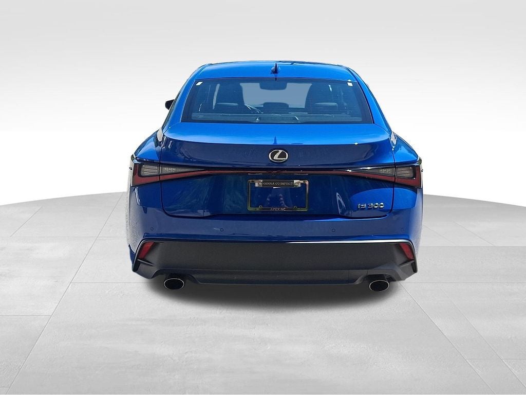 2023 Lexus IS 300