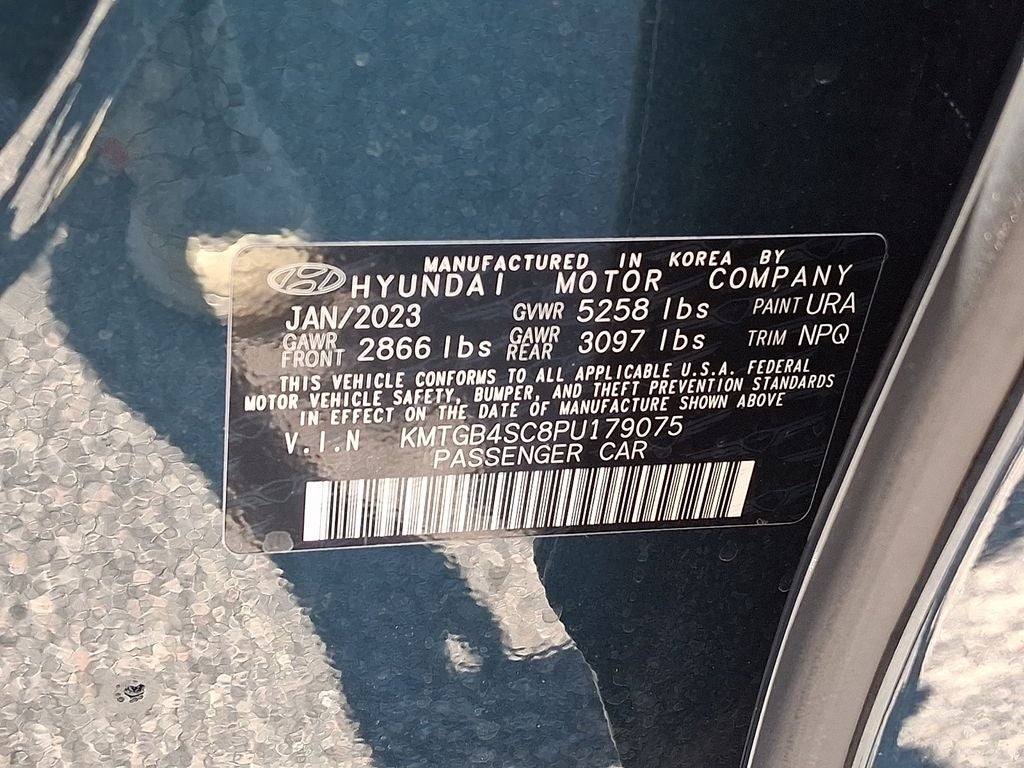 2023 Genesis G80 2.5T