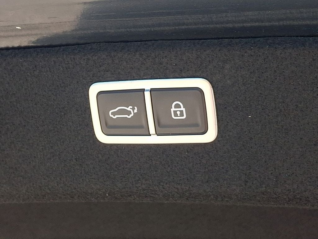 2023 Genesis G80 2.5T