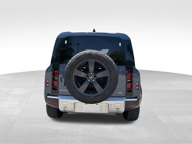 2021 Land Rover Defender 110 SE