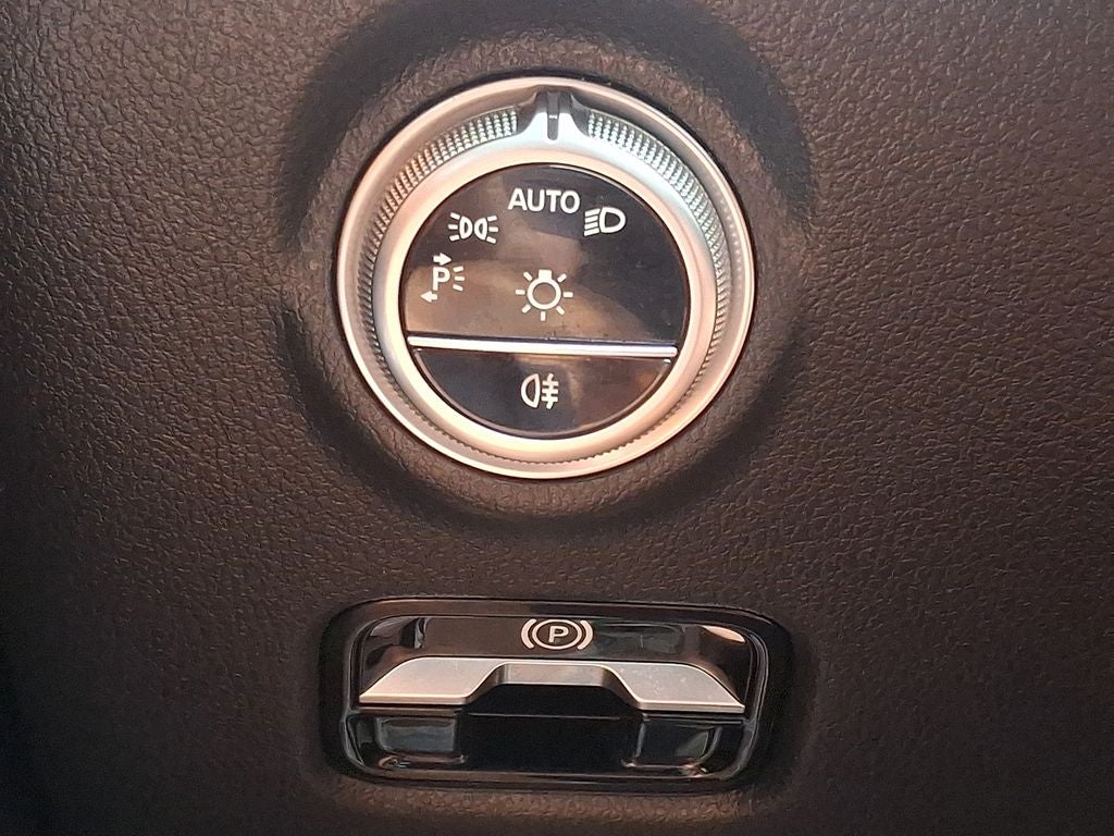 2025 Mercedes-Benz C-Class C 300 4MATIC®