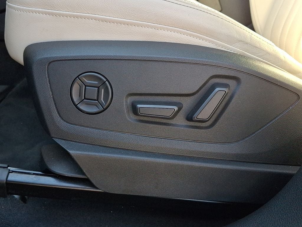 2024 Audi Q8 e-tron Premium Plus quattro