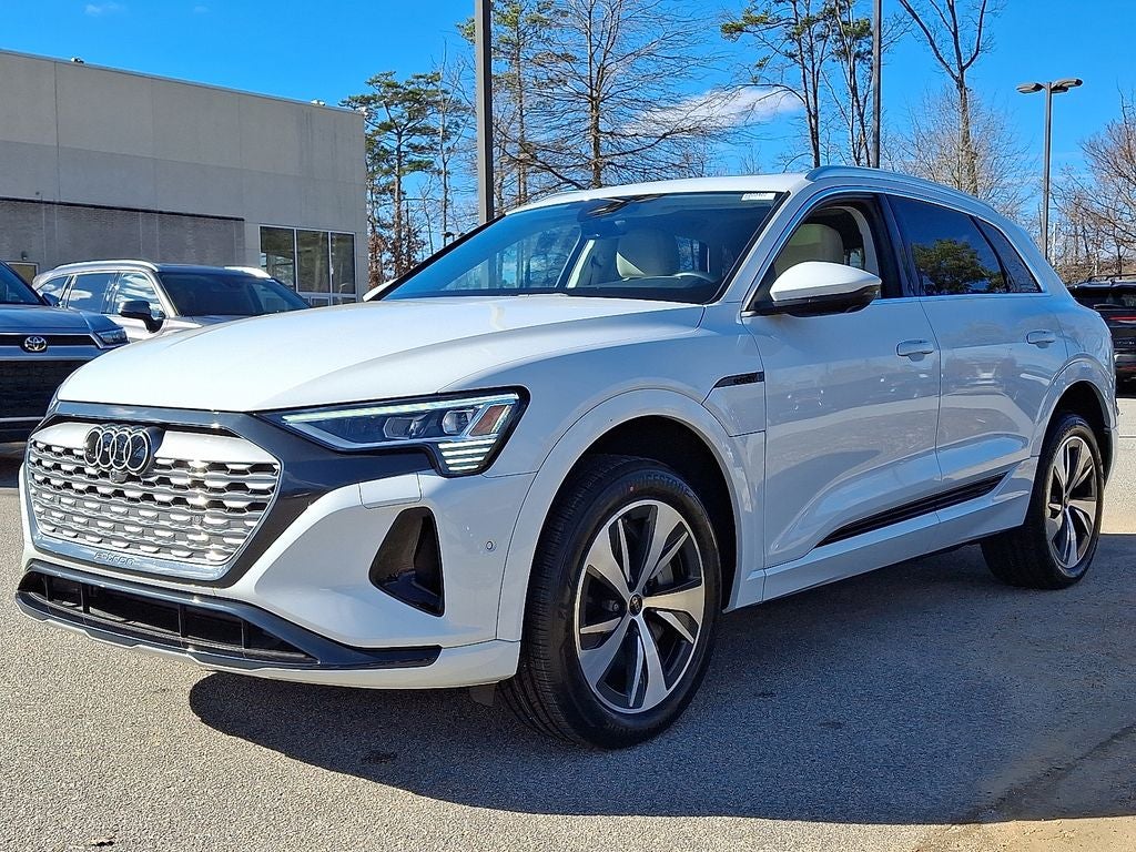 2024 Audi Q8 e-tron Premium Plus quattro