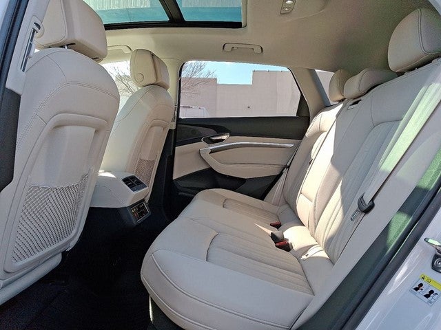 2024 Audi Q8 e-tron Premium Plus quattro