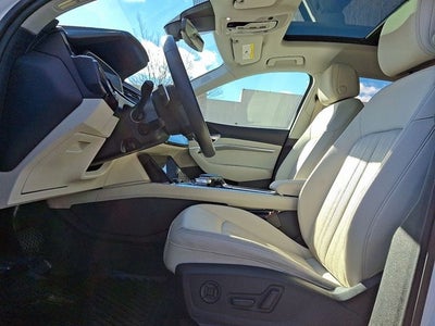 2024 Audi Q8 e-tron Premium Plus quattro