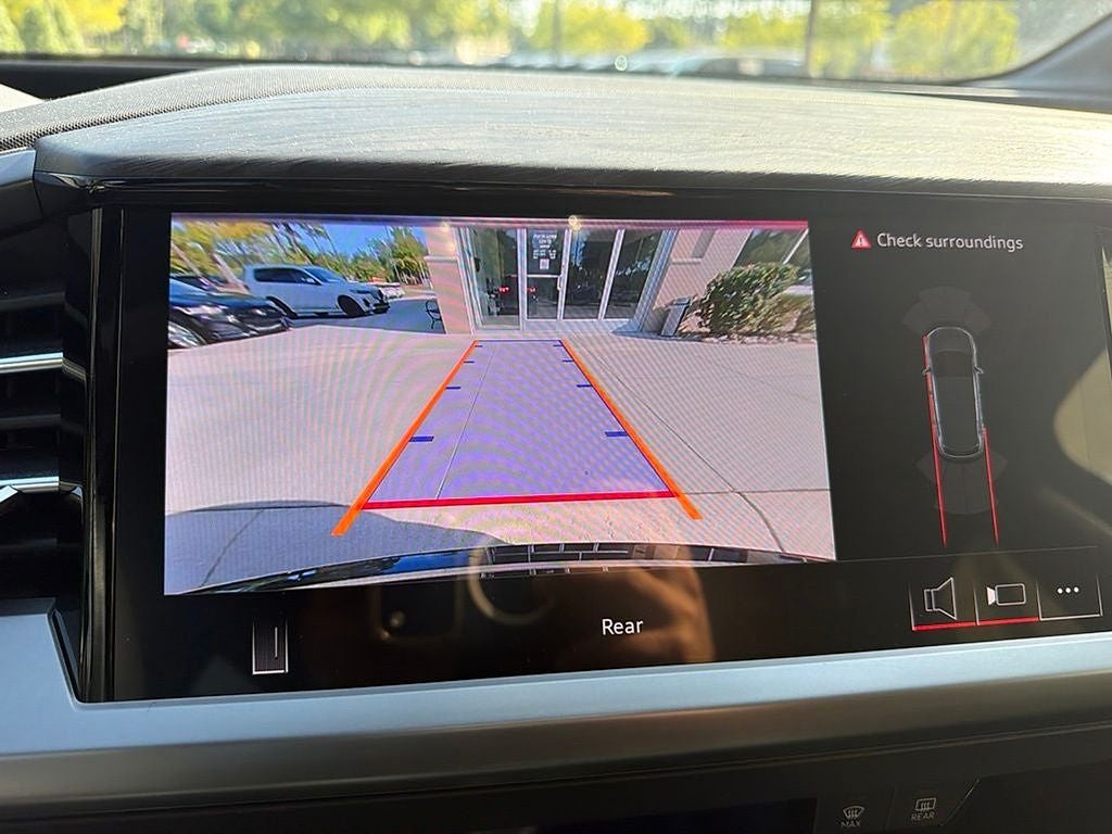 2025 Audi Q4 e-tron Premium