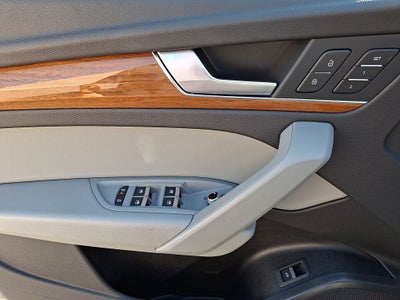 2024 Audi Q5 40 Premium quattro