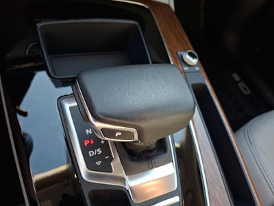 2024 Audi Q5 40 Premium quattro