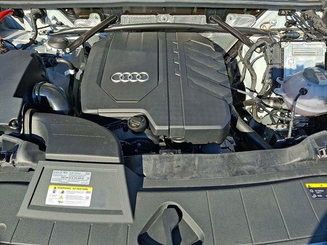 2024 Audi Q5 40 Premium quattro