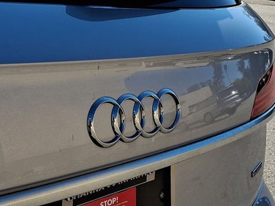 2024 Audi Q5 40 Premium quattro