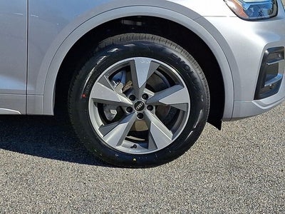 2024 Audi Q5 40 Premium quattro