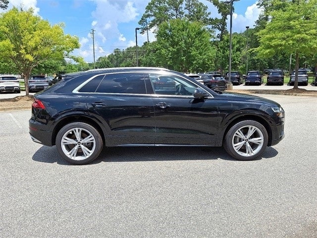 2022 Audi Q8 55 Premium quattro