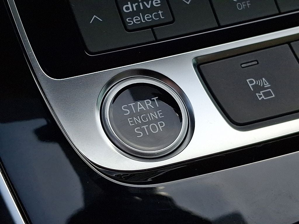 2022 Audi Q8 55 Premium Plus quattro