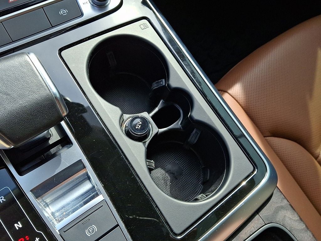 2022 Audi Q8 55 Premium Plus quattro