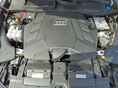 2022 Audi Q8 55 Premium Plus quattro